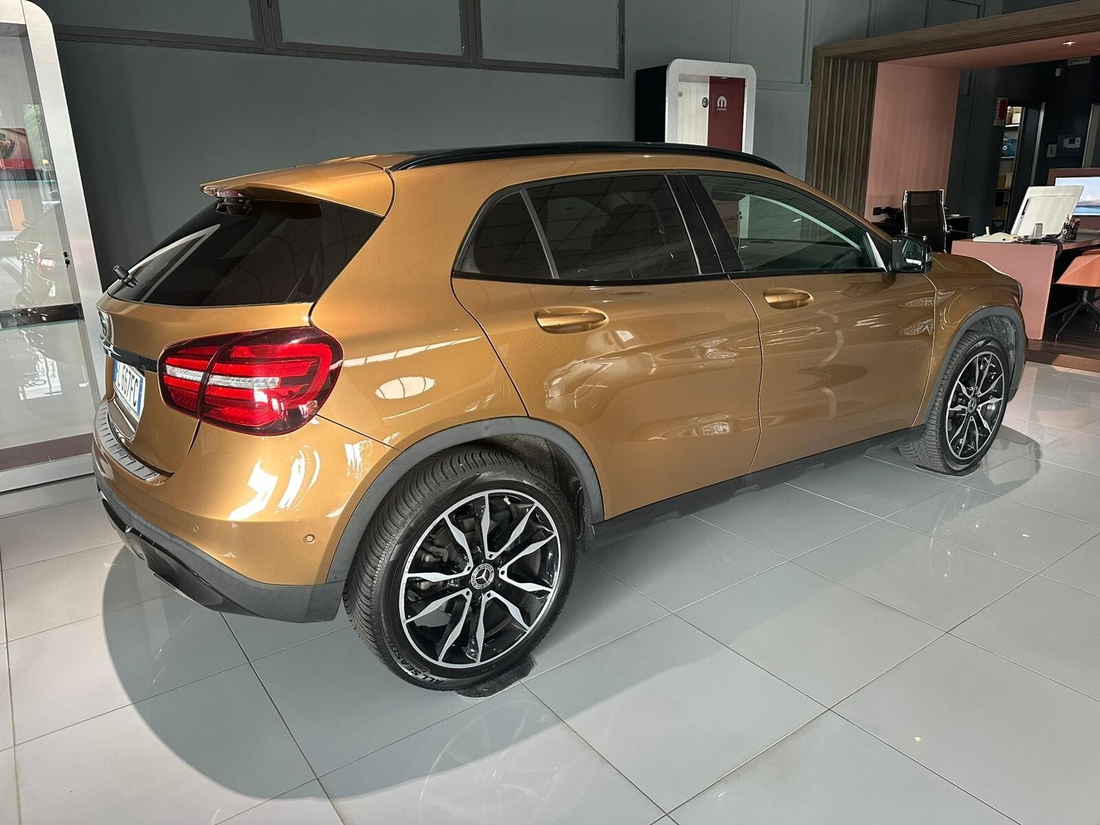Mercedes-Benz GLA - immagine 4