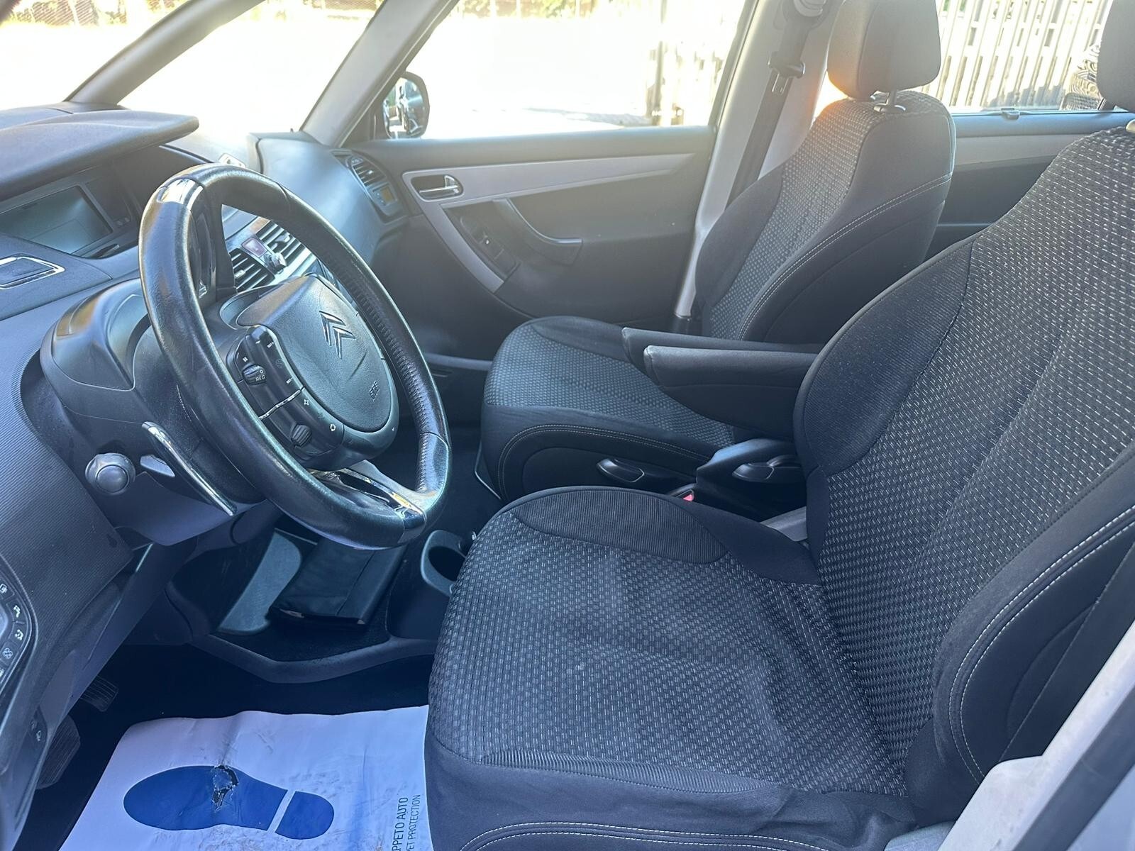 Citroen C4 - immagine 7