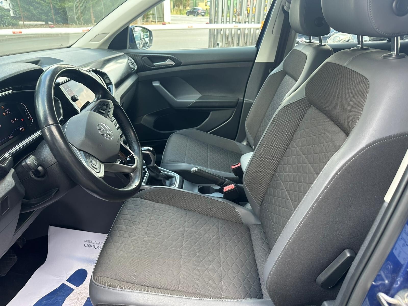 Volkswagen T-Cross - immagine 7