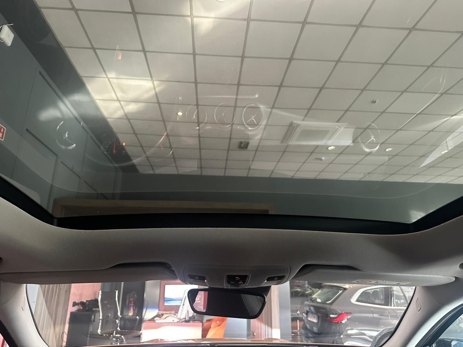 Mercedes-Benz GLA - immagine 16