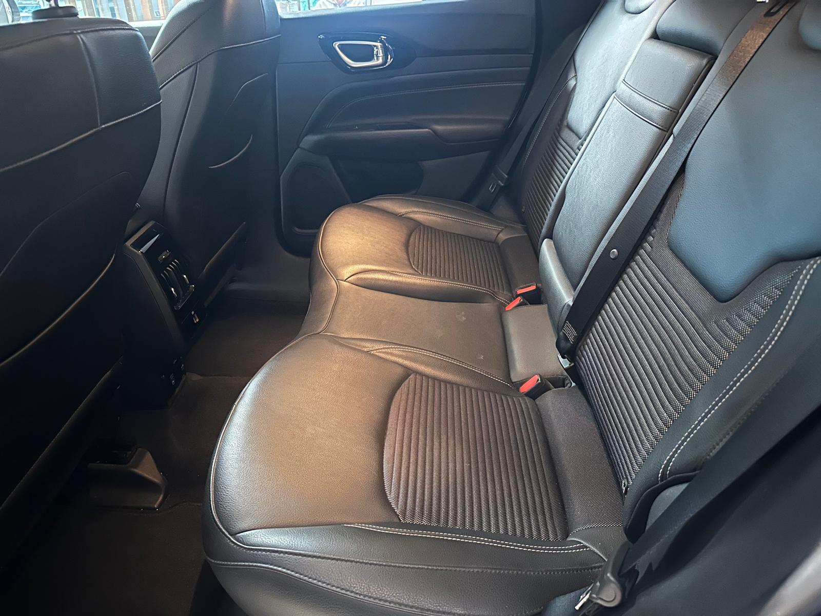 Jeep Compass - immagine 13