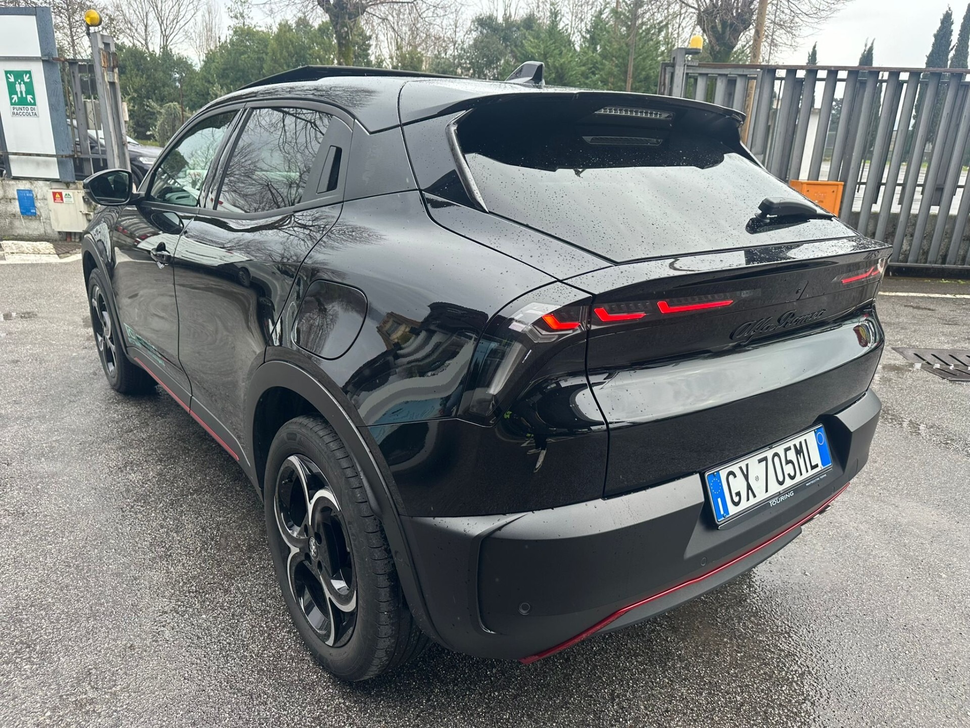 Alfa Romeo Junior 1.2 136 CV Hybrid eDCT6 Speciale - immagine 4