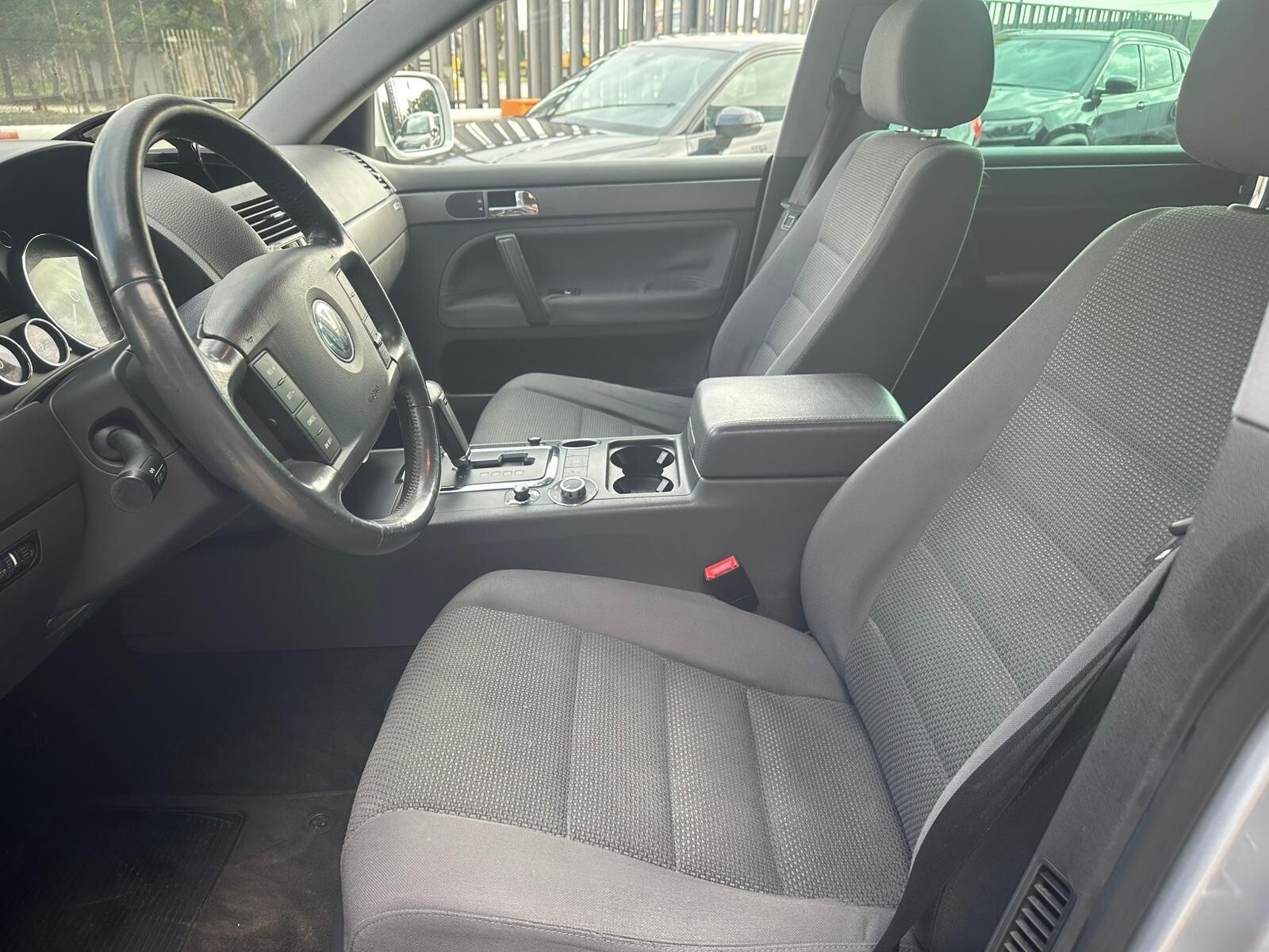 Volkswagen Touareg 2.5 R5 TDI - immagine 6