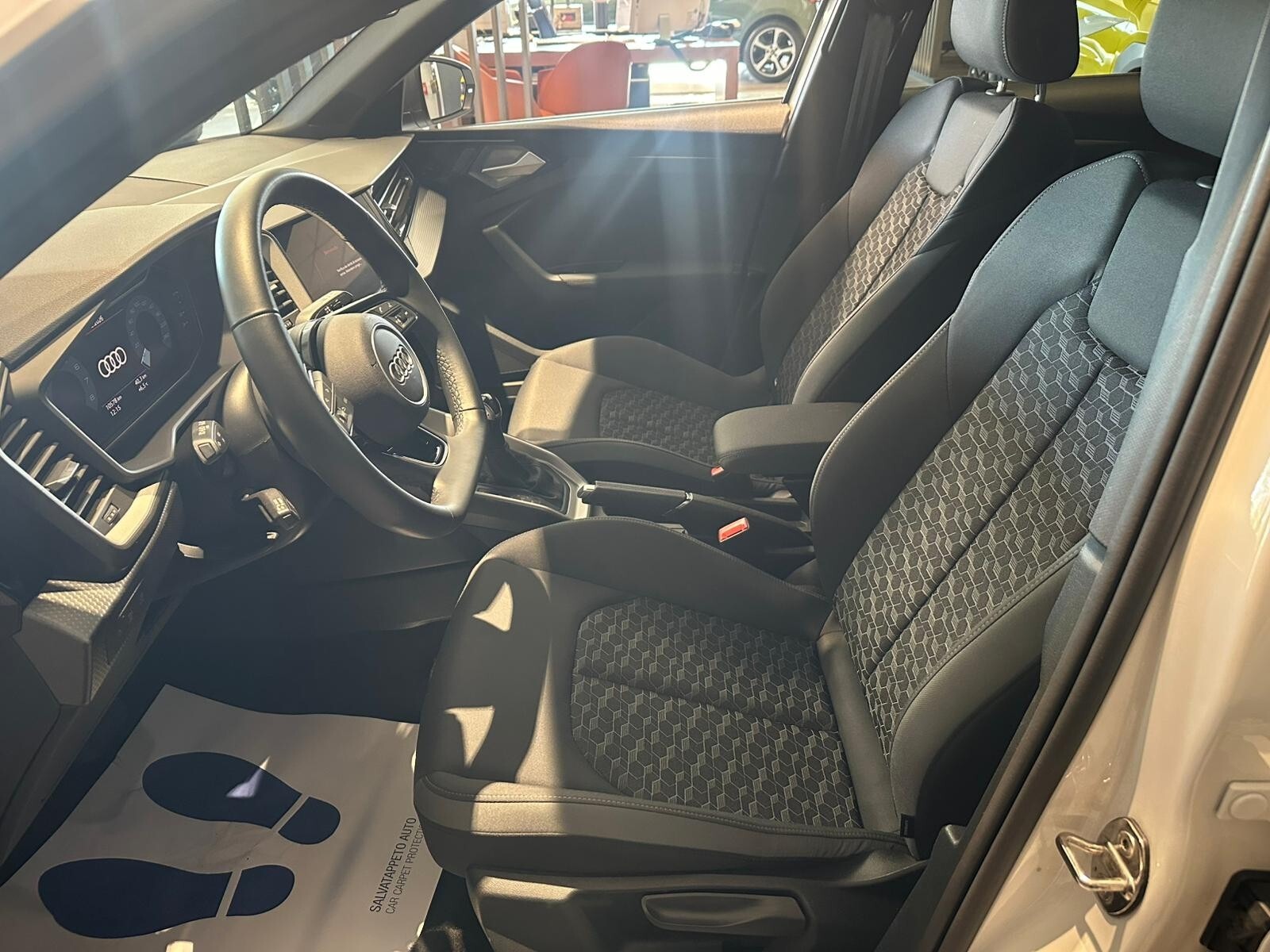 Audi A1 allstreet 30 TFSI S tronic Identity Contrast - immagine 7