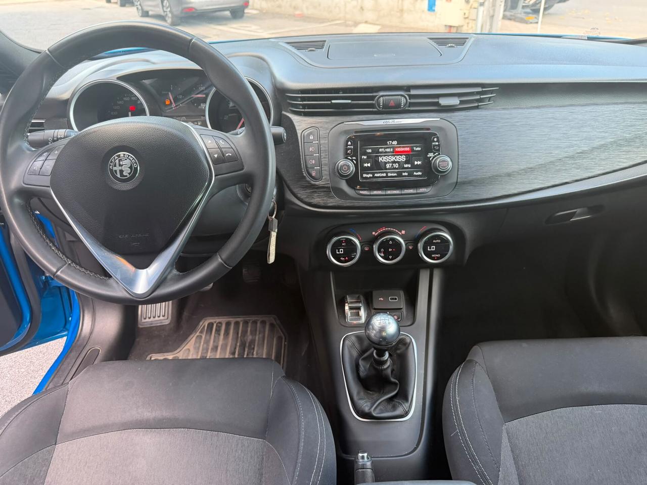Alfa Romeo Giulietta 1.6 JTDm 120 CV Sport - immagine 9