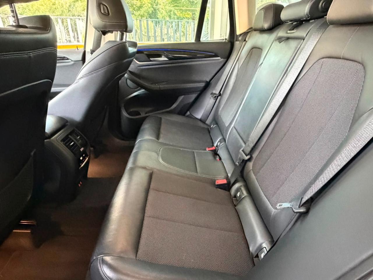 Bmw X3 sDrive18d xLine - immagine 8