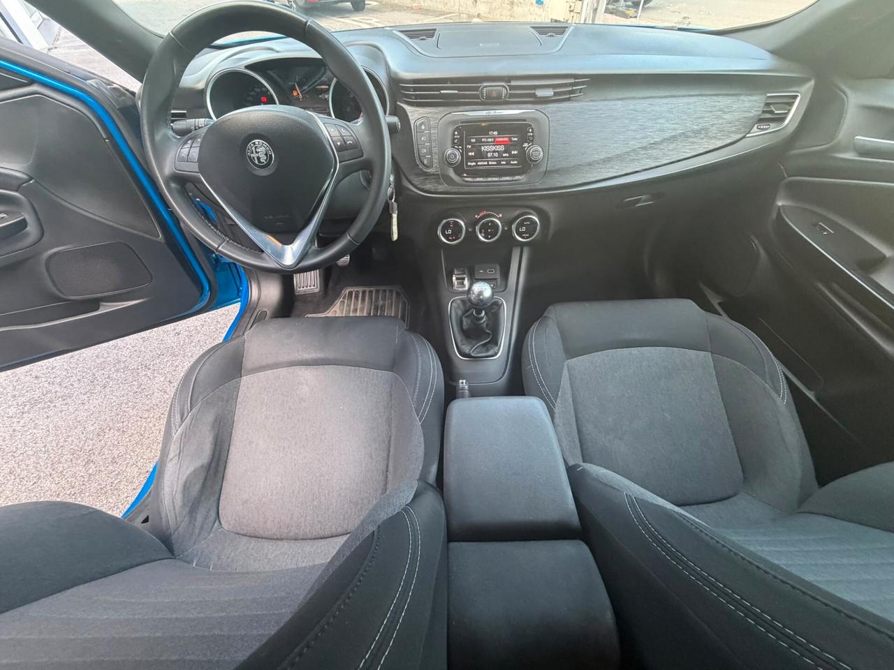 Alfa Romeo Giulietta 1.6 JTDm 120 CV Sport - immagine 8
